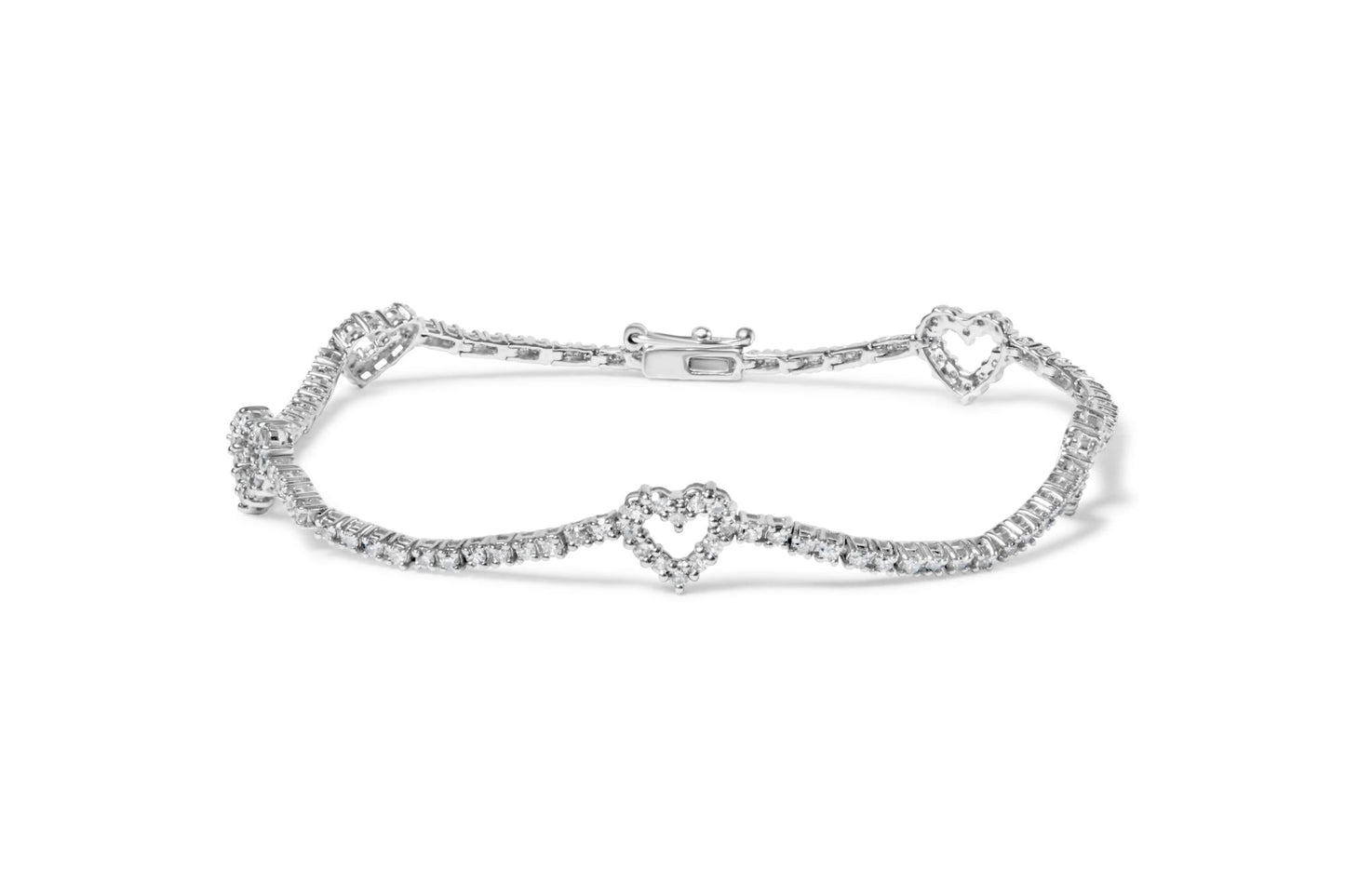 14K White Gold 1 1/2 Cttw Diamond Heart Station Strand Bracelet (H-I Color