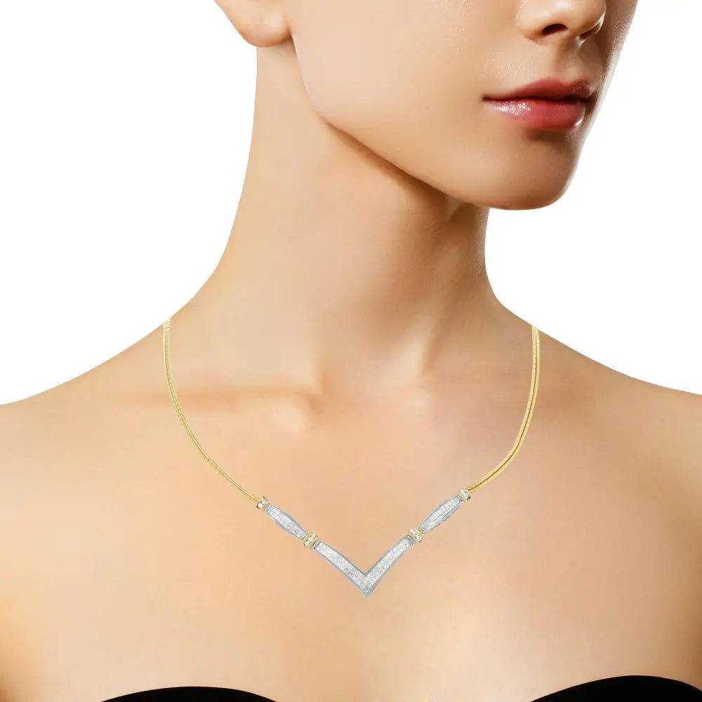 14k Yellow and White Gold 2.00 Cttw Round Princess-cut Diamond ?V’ Shape Statement Necklace (h-i Color Si2-i1