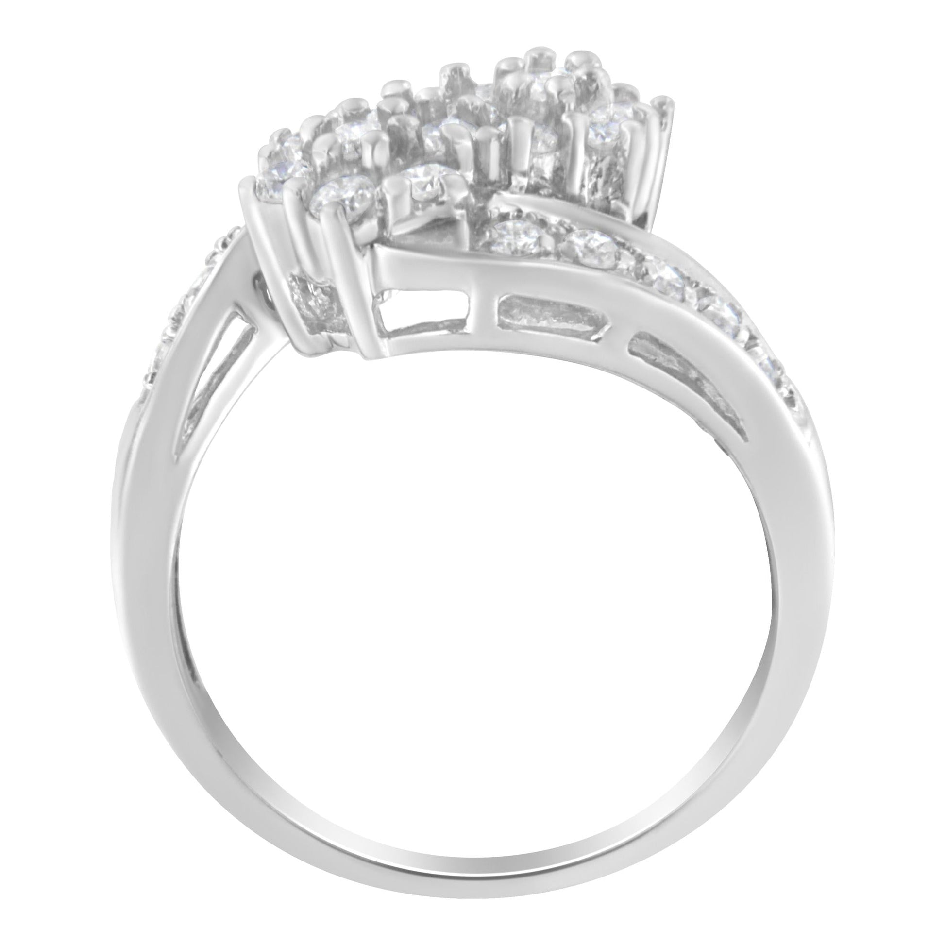 14KT White Gold Diamond Cluster Ring Band (7/8 cttw H-I Color I1-I2 Clarity)