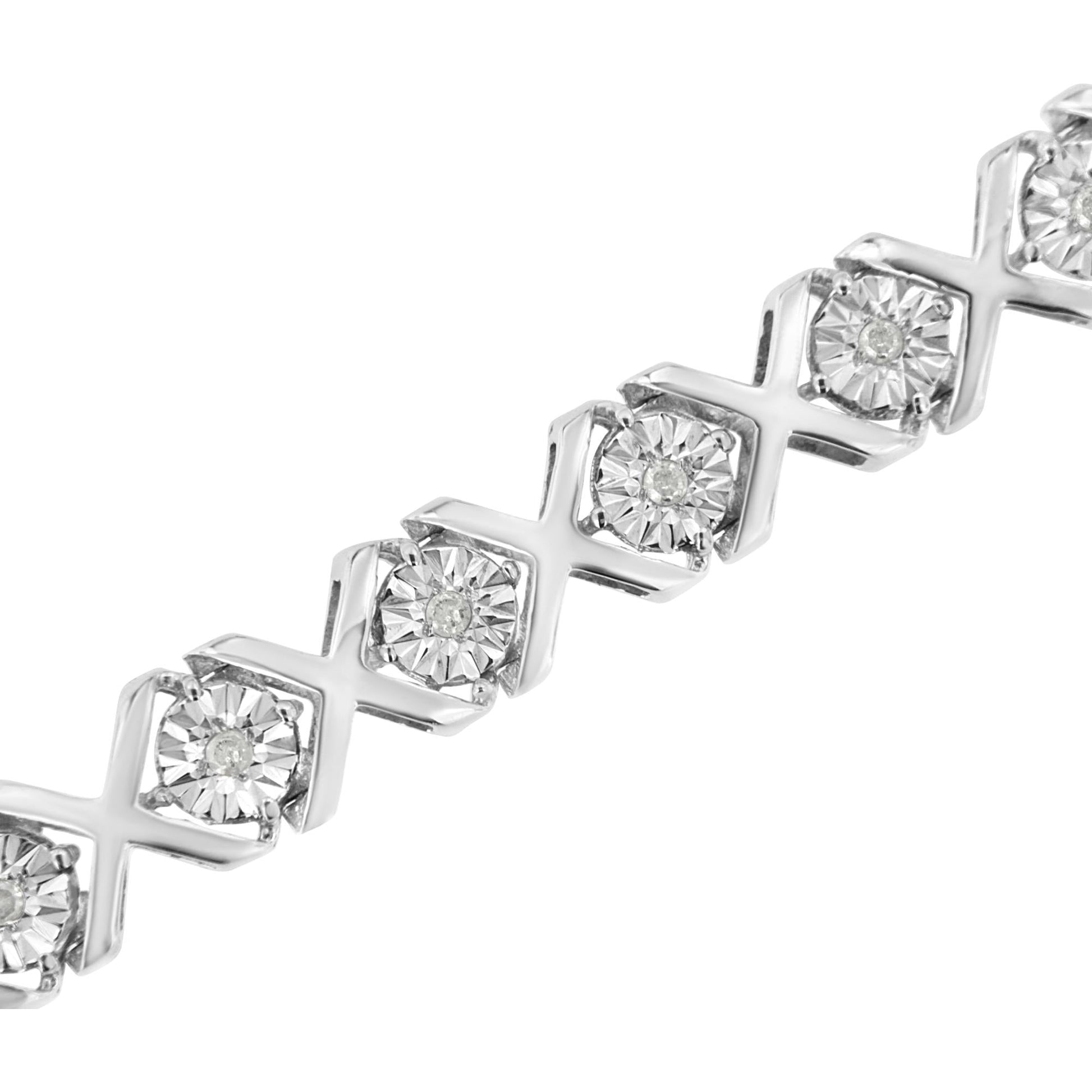 .925 Sterling Silver 1/4 Cttw Miracle-Set Round Cut Diamond ’X’ Link