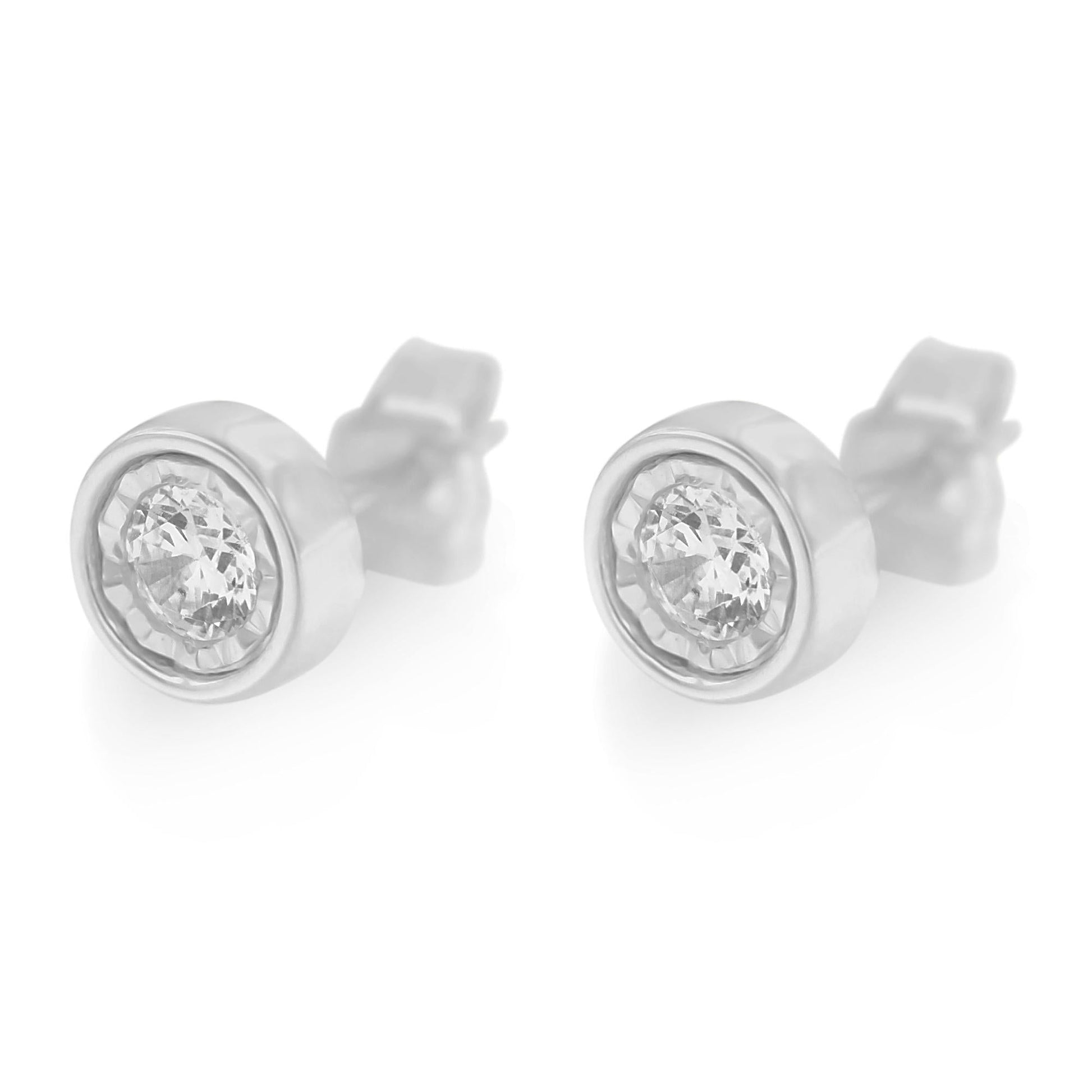 10K White Gold Diamond Floral Stud Earrings (3/8 cttw I-J Color I2-I3 Clarity)