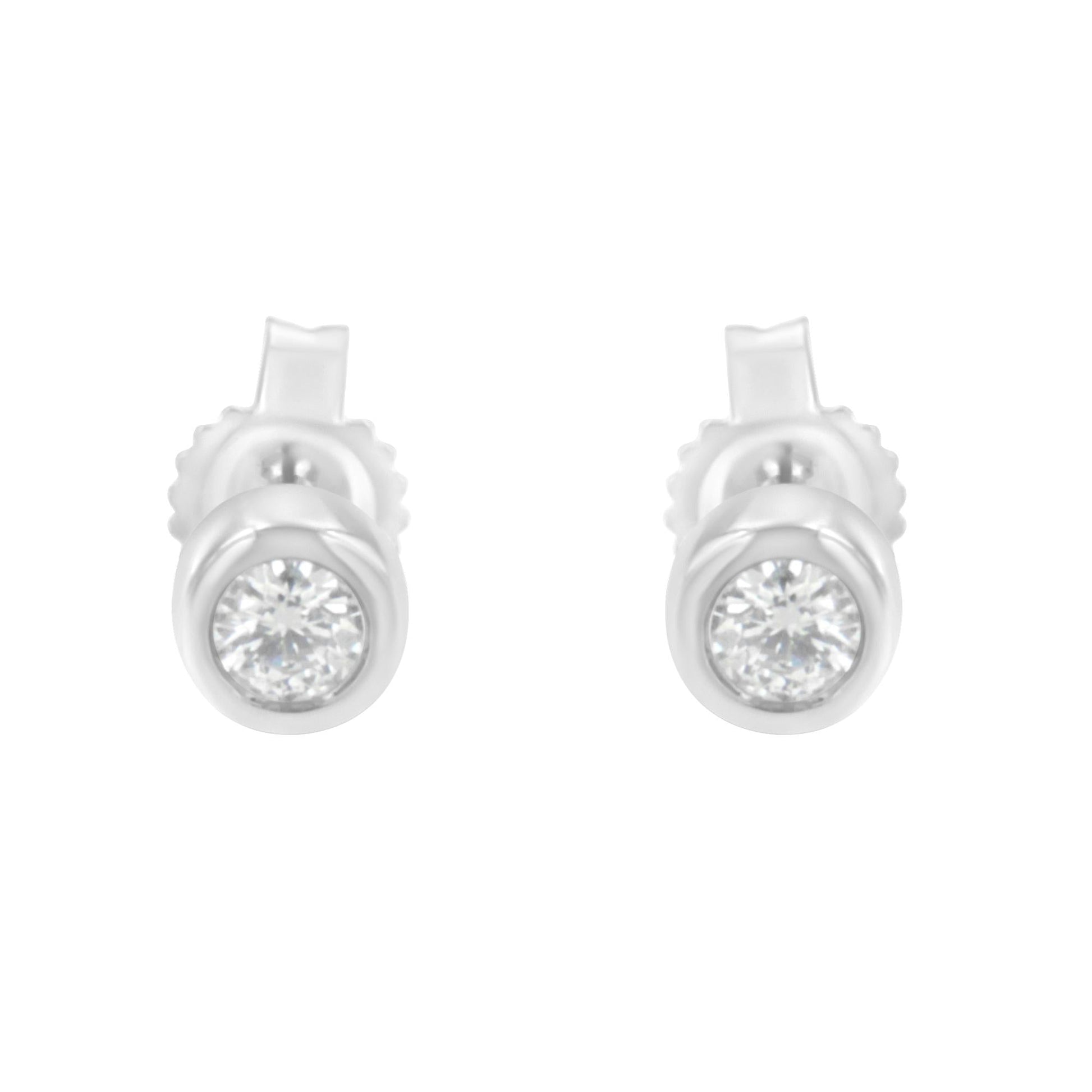 10K Gold 0.15 Cttw Round Brilliant-Cut Near Colorless Diamond Bezel-Set Stud