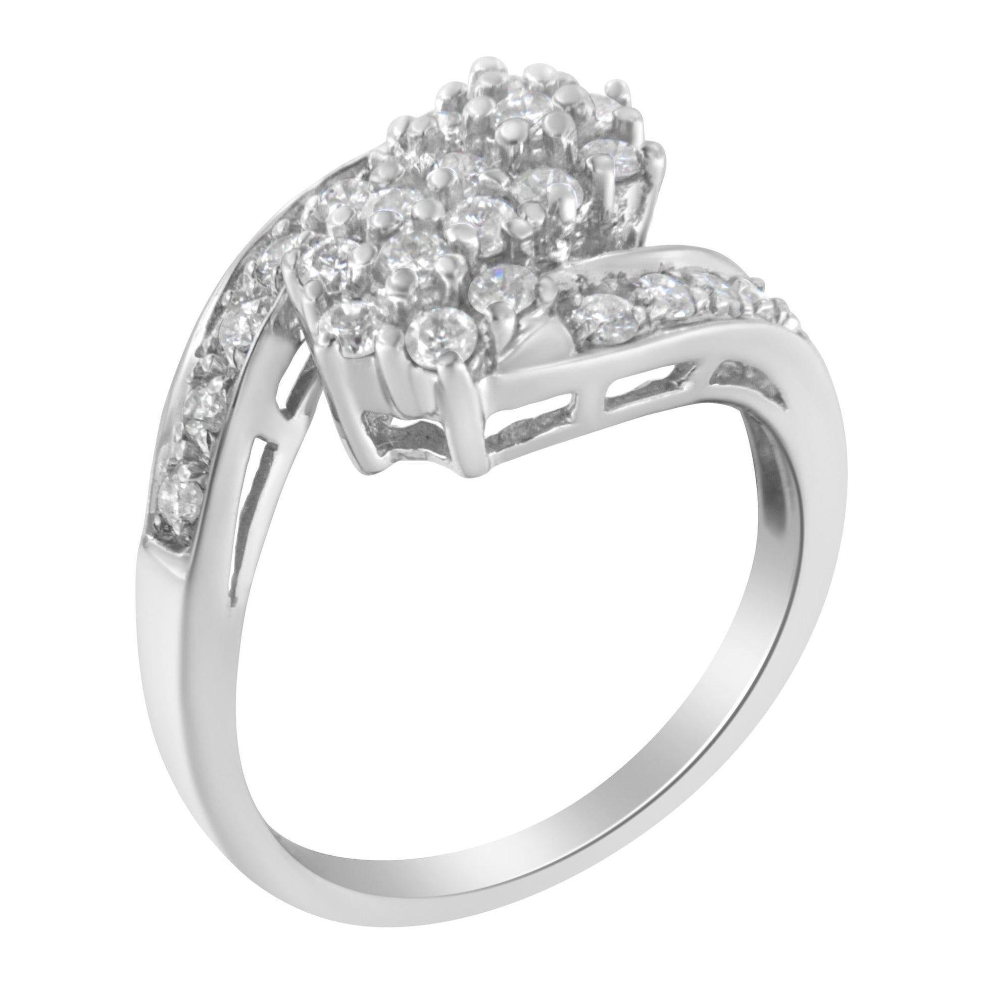 14KT White Gold Diamond Cluster Ring Band (7/8 cttw H-I Color I1-I2 Clarity)