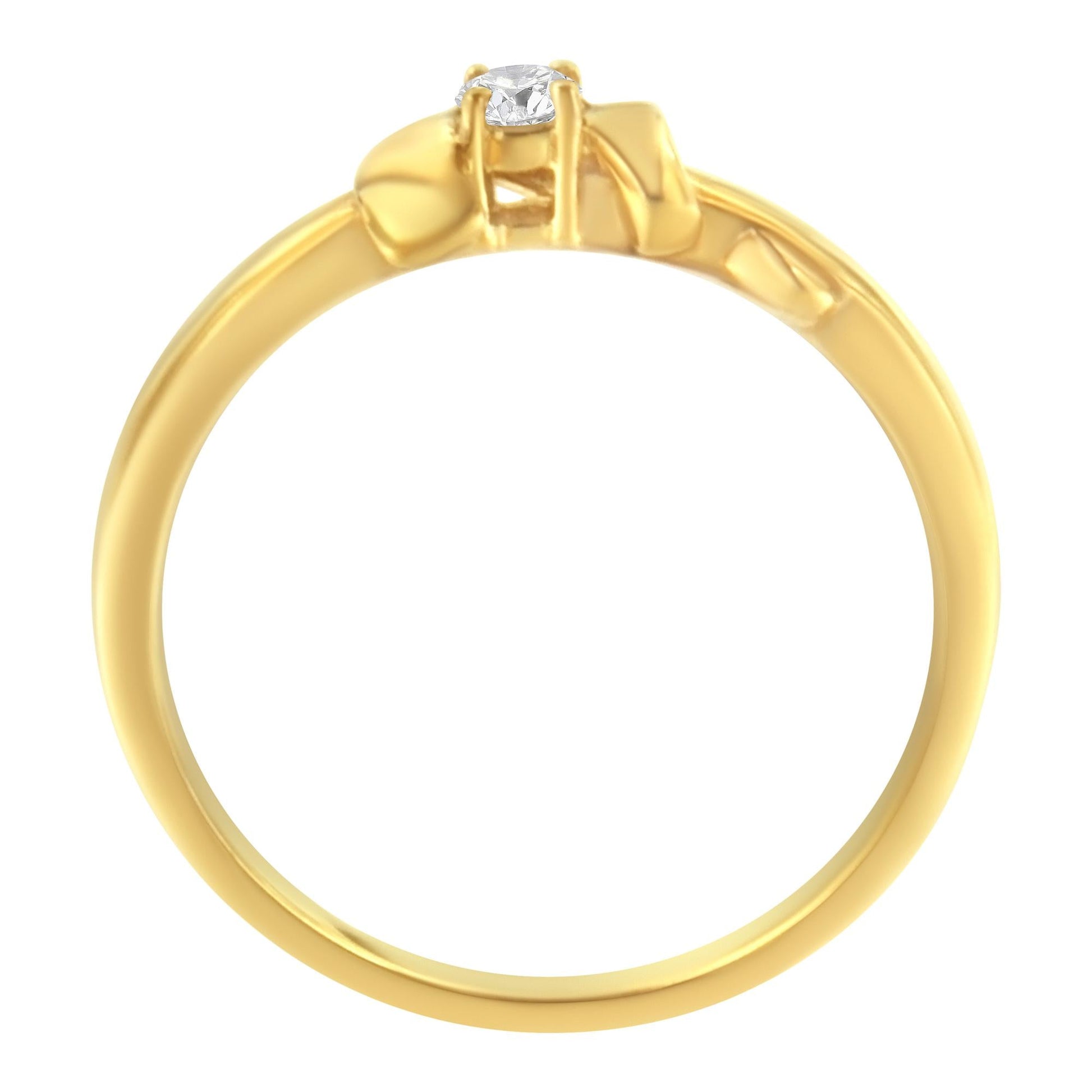 10kt Yellow Gold 1/10 Cttw Brilliant Round-cut Diamond Swirling Solitaire