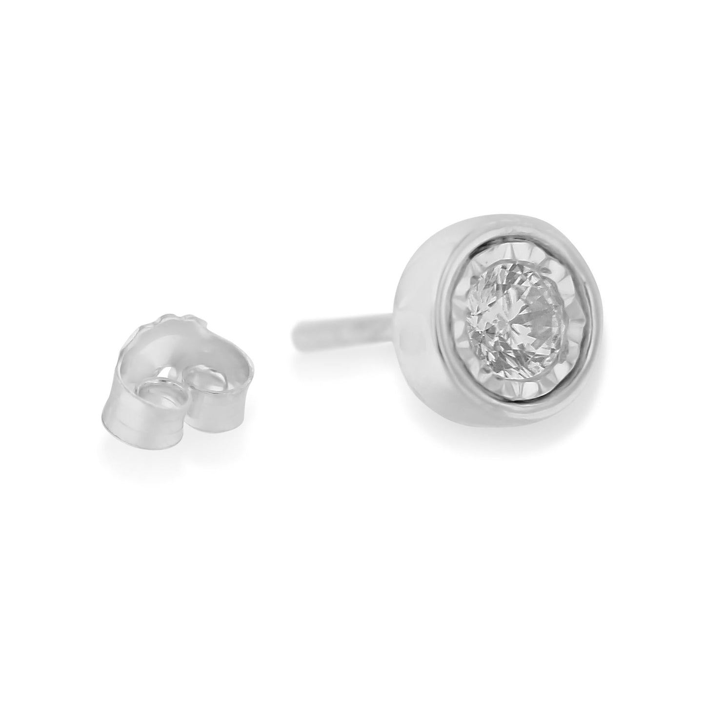 10K White Gold Diamond Floral Stud Earrings (3/8 cttw I-J Color I2-I3 Clarity)