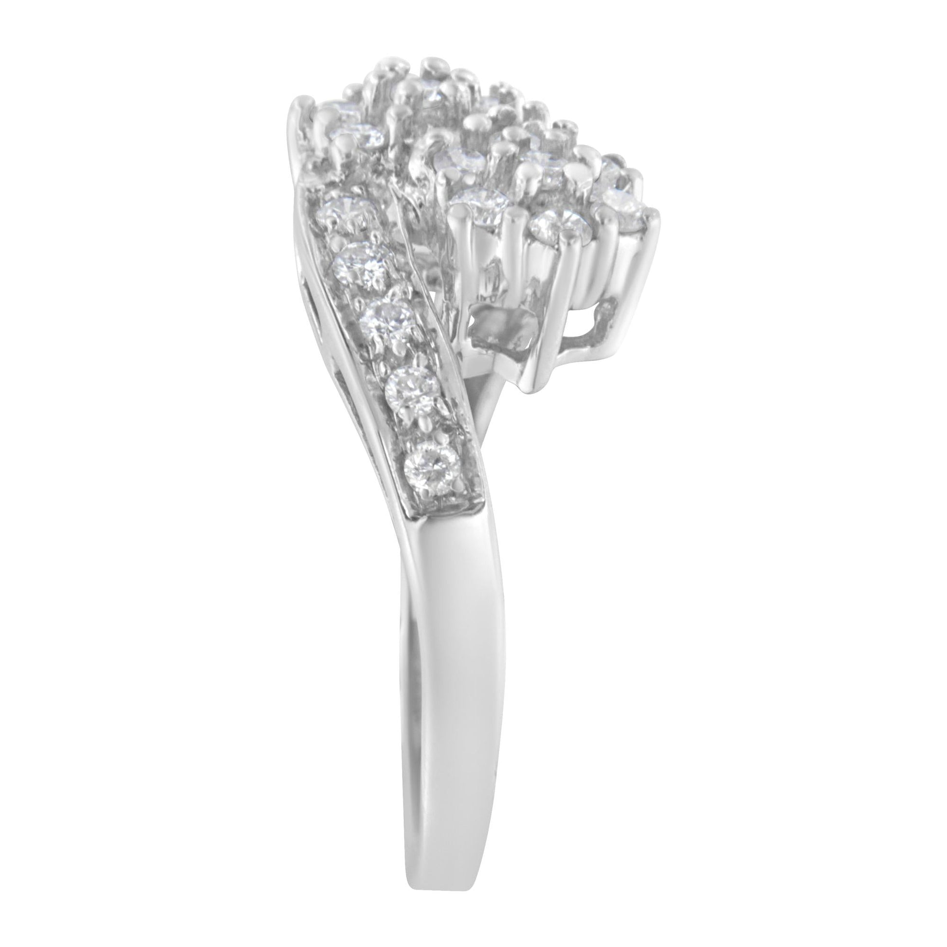 14KT White Gold Diamond Cluster Ring Band (7/8 cttw H-I Color I1-I2 Clarity)