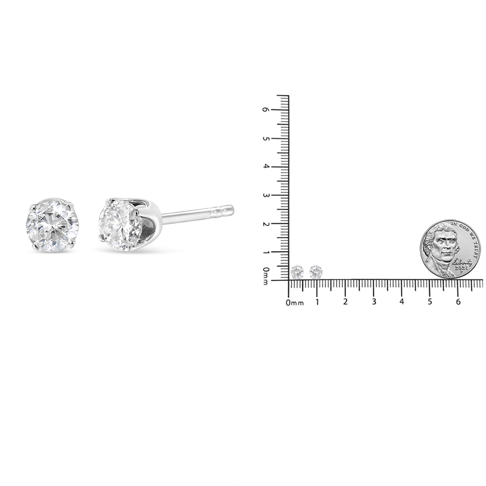 .925 Sterling Silver 4-Prong Round-cut ’Salt and Pepper’ Diamond Classic