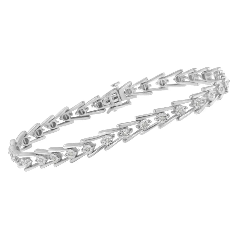 .925 Sterling Silver 1/4 Cttw Miracle Set Diamond Sleek and Open ?V’bracelet (i-j Color I3 Clarity) -7.5’’ - Fine