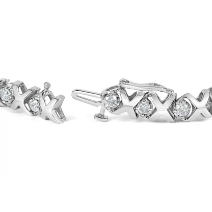 Captivating 10k White Gold Xoxo Link Bracelet with 2.00 Cttw Round-cut Diamonds