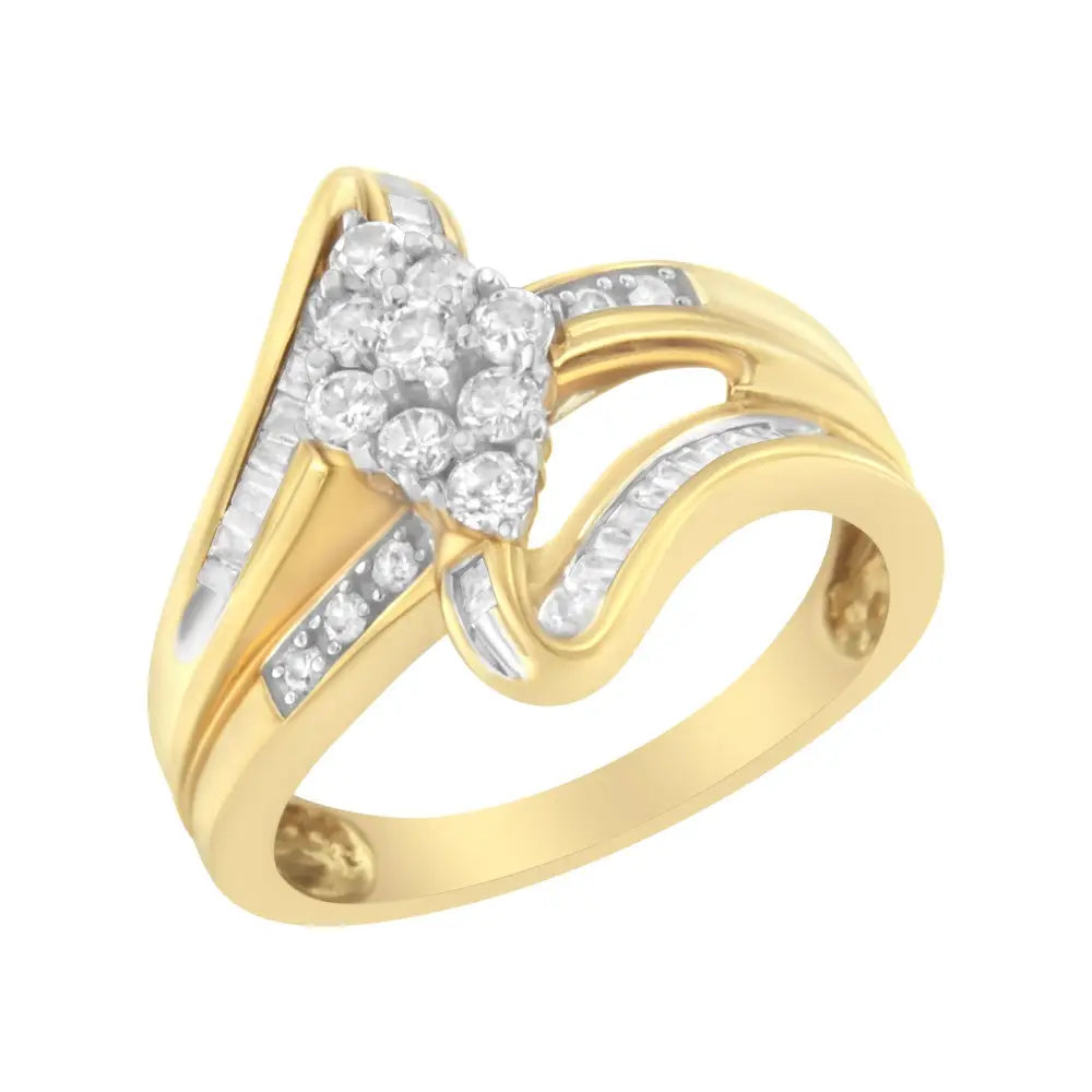 Elegant 10k Yellow Gold Cluster Cocktail Ring with Cttw Diamond Cluster