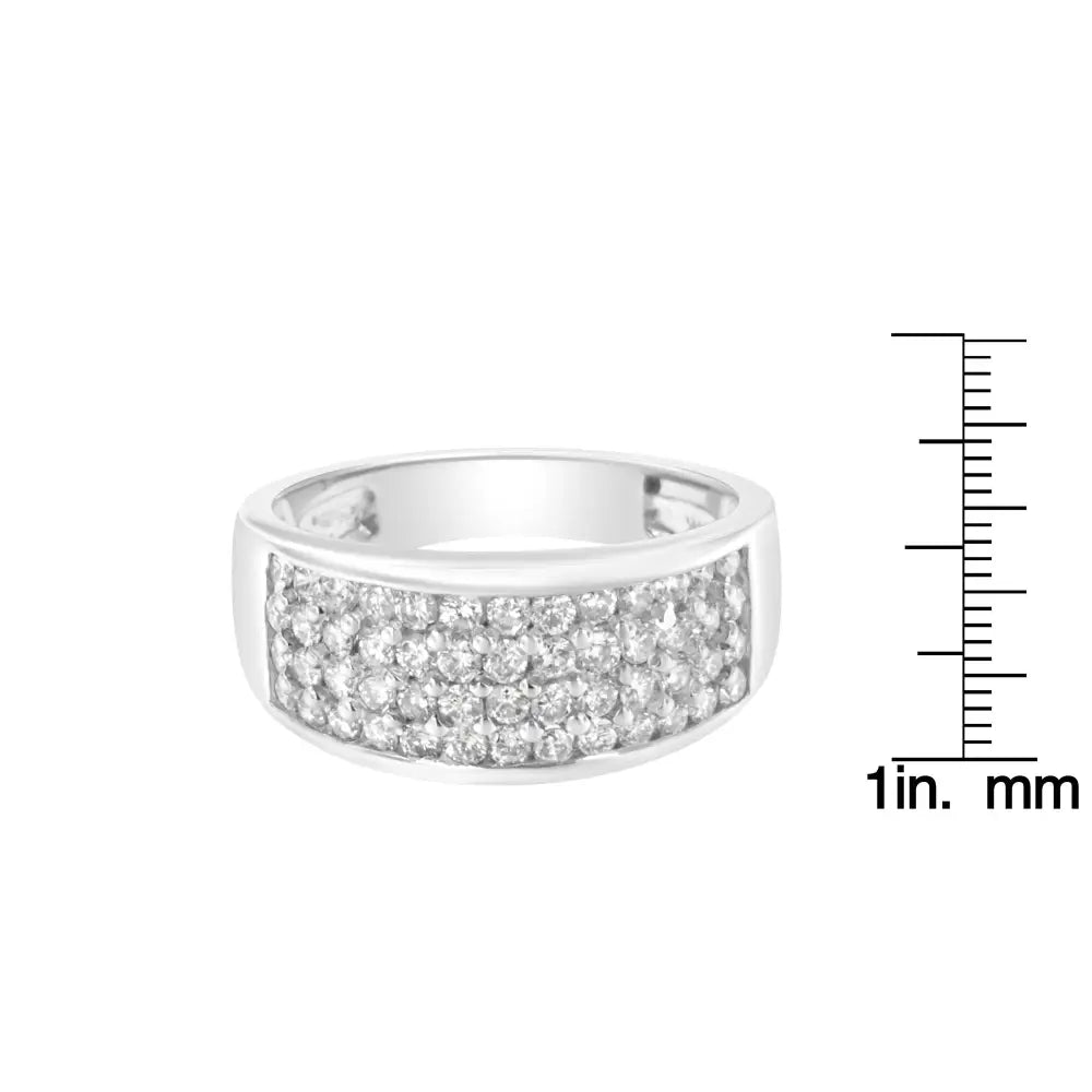 Elegant 14k White Gold Round Cut Diamond Ring with Radiant Brilliance - 6.5