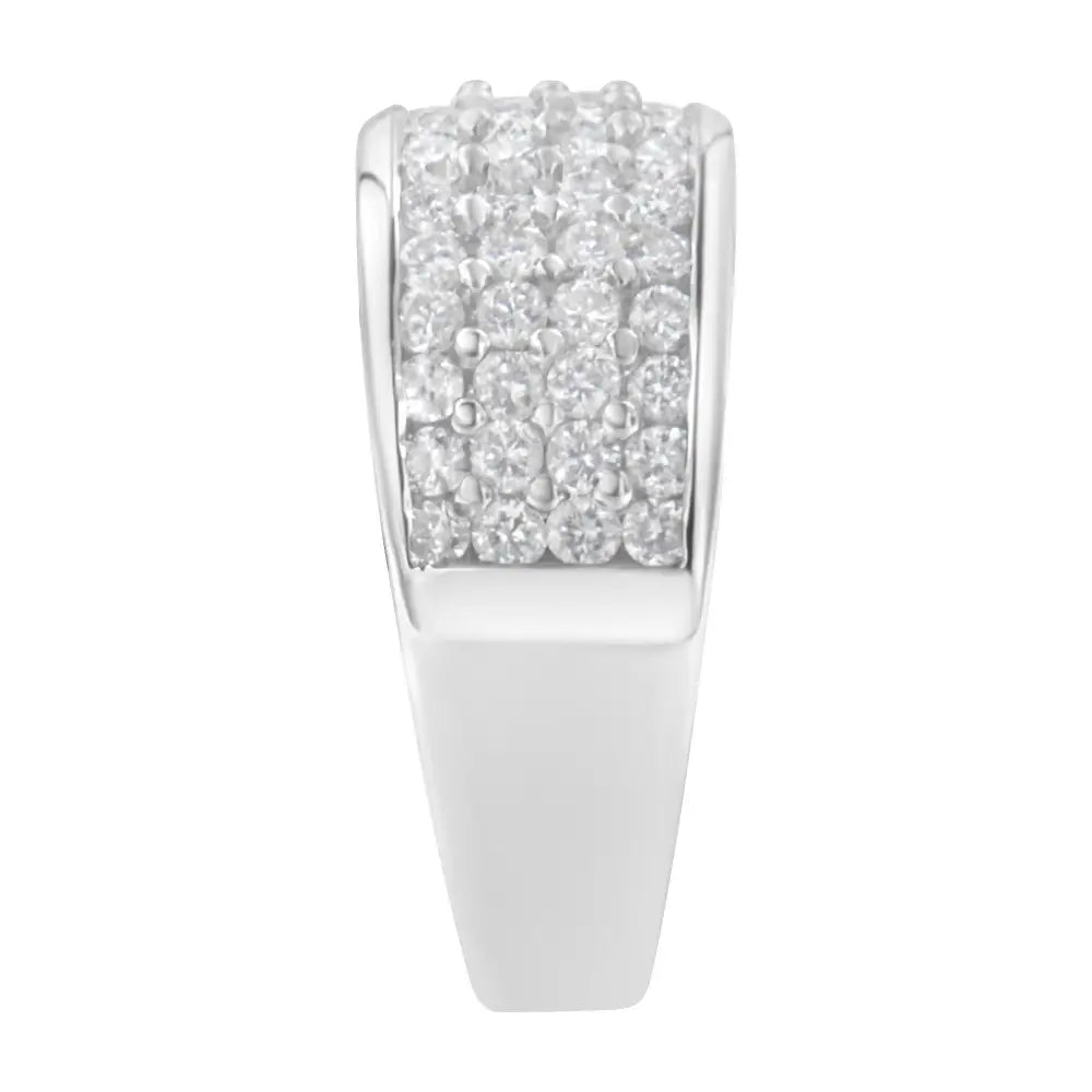 Elegant 14k White Gold Round Cut Diamond Ring with Radiant Brilliance - 6.5