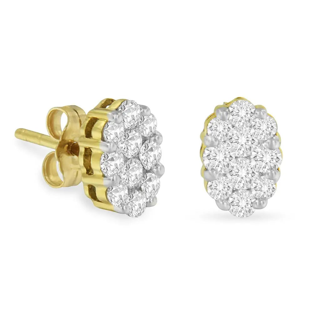 Elegant 18k Yellow Gold Flower Diamond Stud Earrings for Timeless Beauty