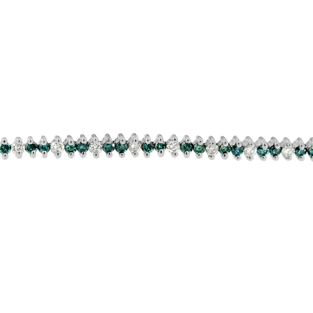 Elegant Blue Diamond Fashion Bracelet in White Gold Round-cut Design