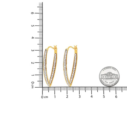 Exquisite 10k Gold Modern Hoop Earrings with Cttw Round-cut Diamonds