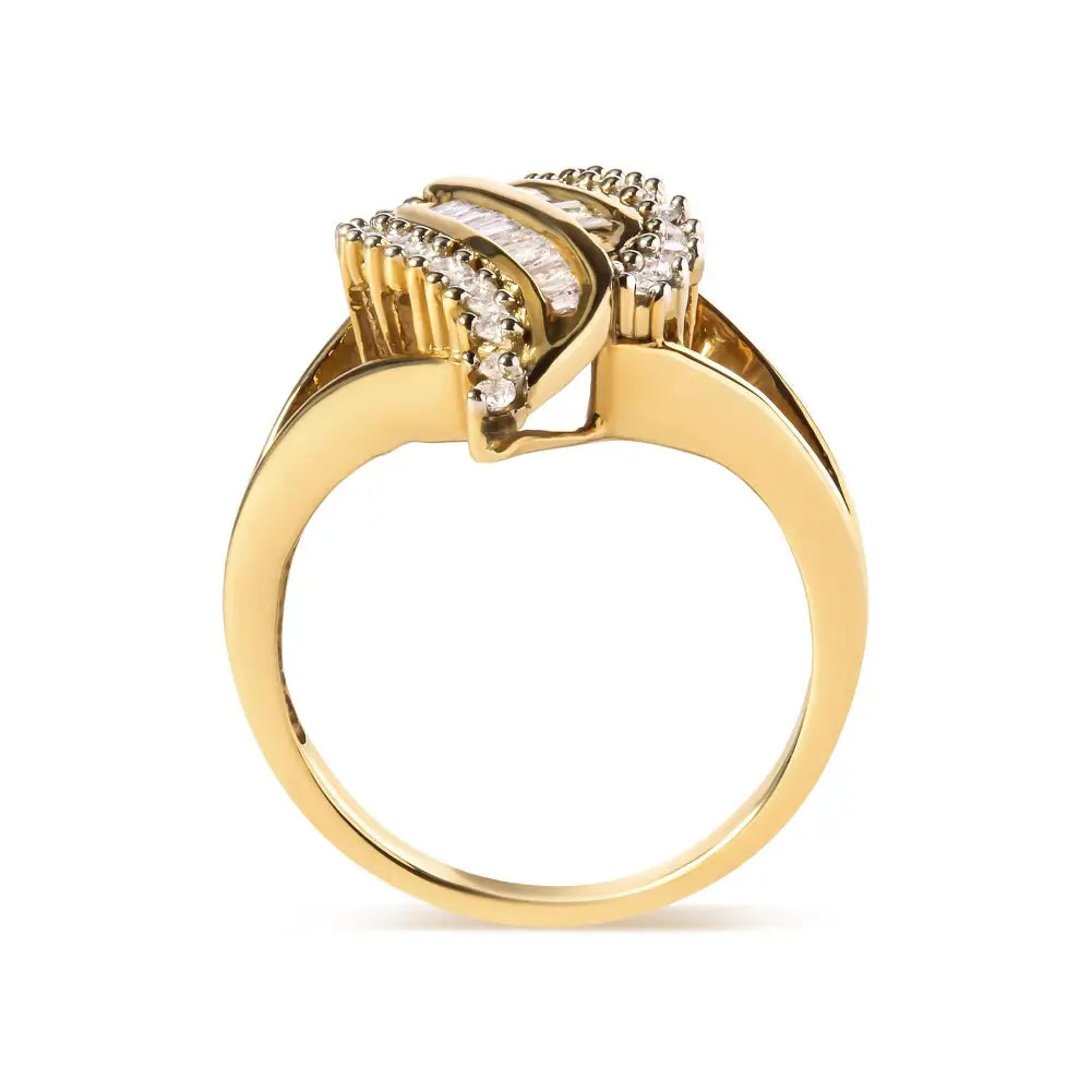 Exquisite 10k Yellow Gold Diamond Cocktail Ring with Baguette Cut Detail