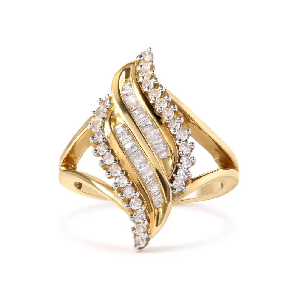 Exquisite 10k Yellow Gold Diamond Cocktail Ring with Baguette Cut Detail