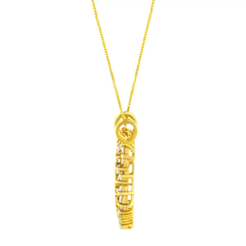 Exquisite 10k Yellow Gold Pendant Necklace with Diamond Open Heart Design