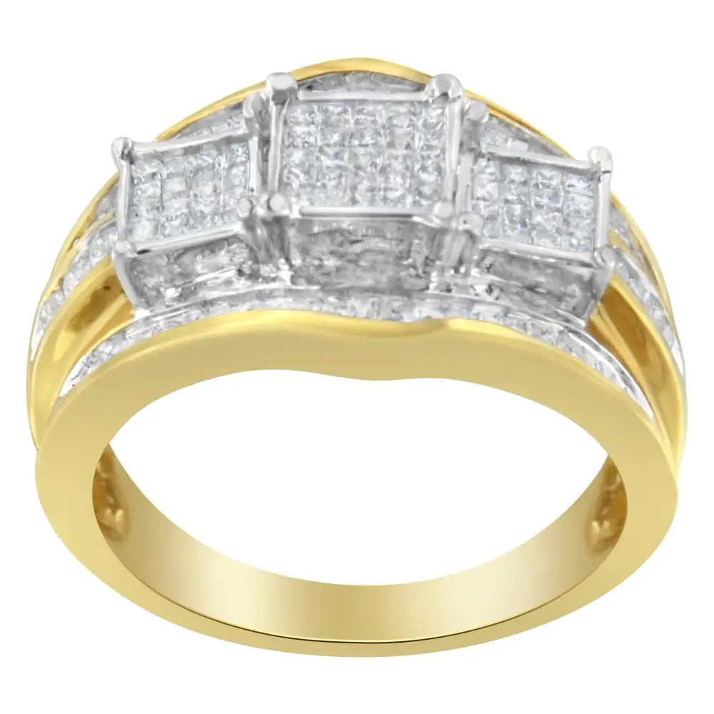 Exquisite 10kt Two-toned Gold Diamond Ring with Si1-si2 Clarity