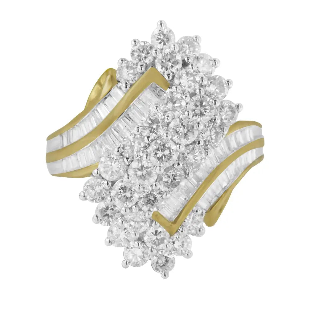 Exquisite 10kt Yellow Gold Diamond Cluster Ring for Timeless Elegance - 7