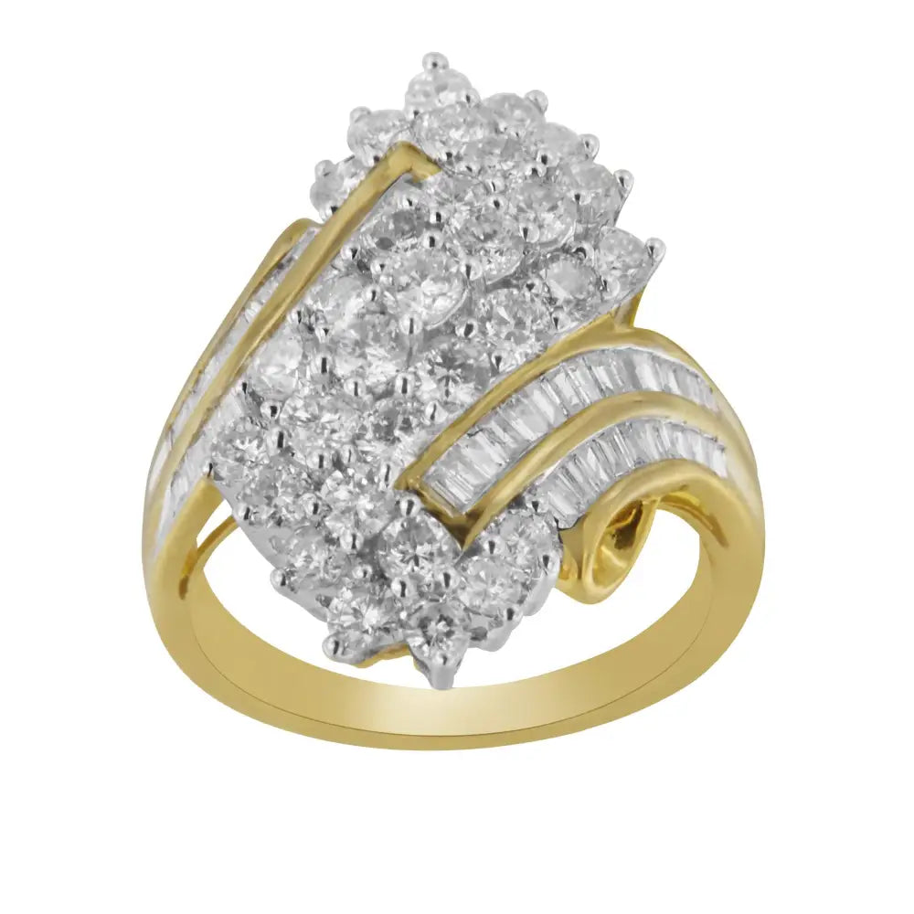 Exquisite 10kt Yellow Gold Diamond Cluster Ring for Timeless Elegance - 7