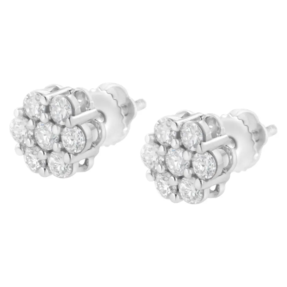 Exquisite 14k White Gold Floral Cluster Round Brilliant Cut Diamond Studs