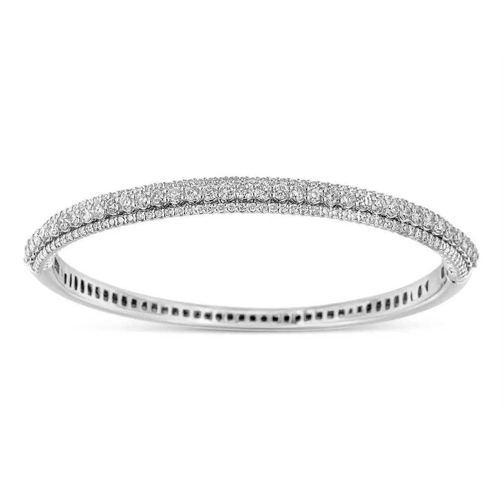 Exquisite 14k White Gold Round-cut Diamond Bangle with H-i Color