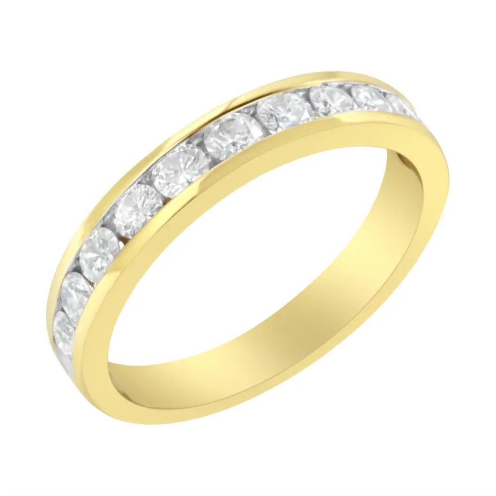 Exquisite Igi Certified 18k Cttw Channel Set Diamond Wedding Band Ring