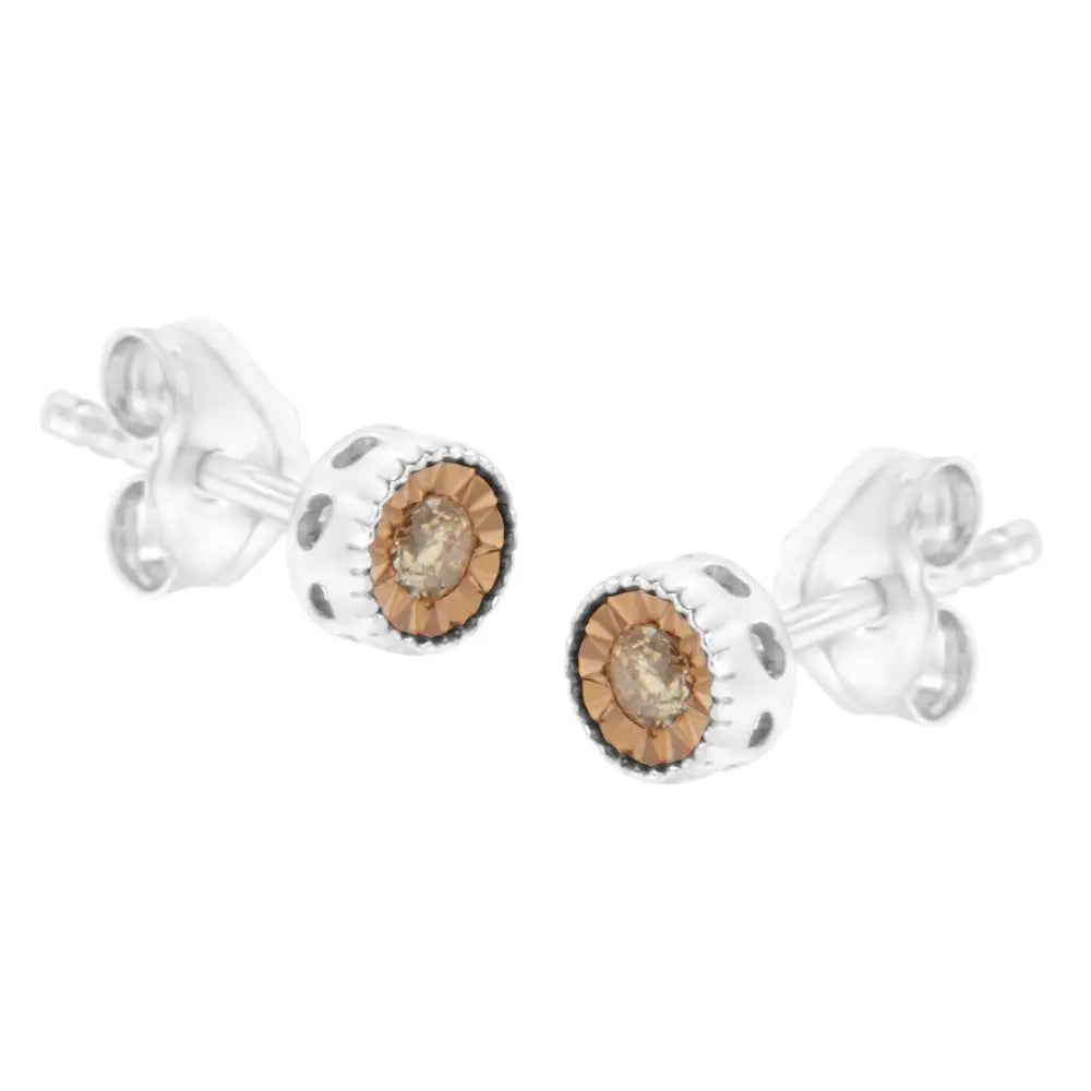 Exquisite Round Brilliant-cut Champagne Diamond Stud Earrings