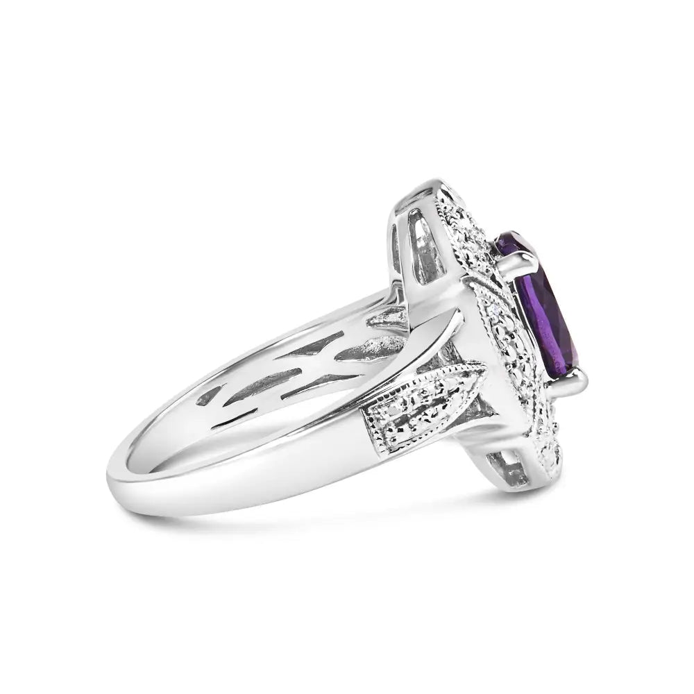 Exquisite Sterling Silver 9x7mm Oval Purple Amethyst Cocktail Ring