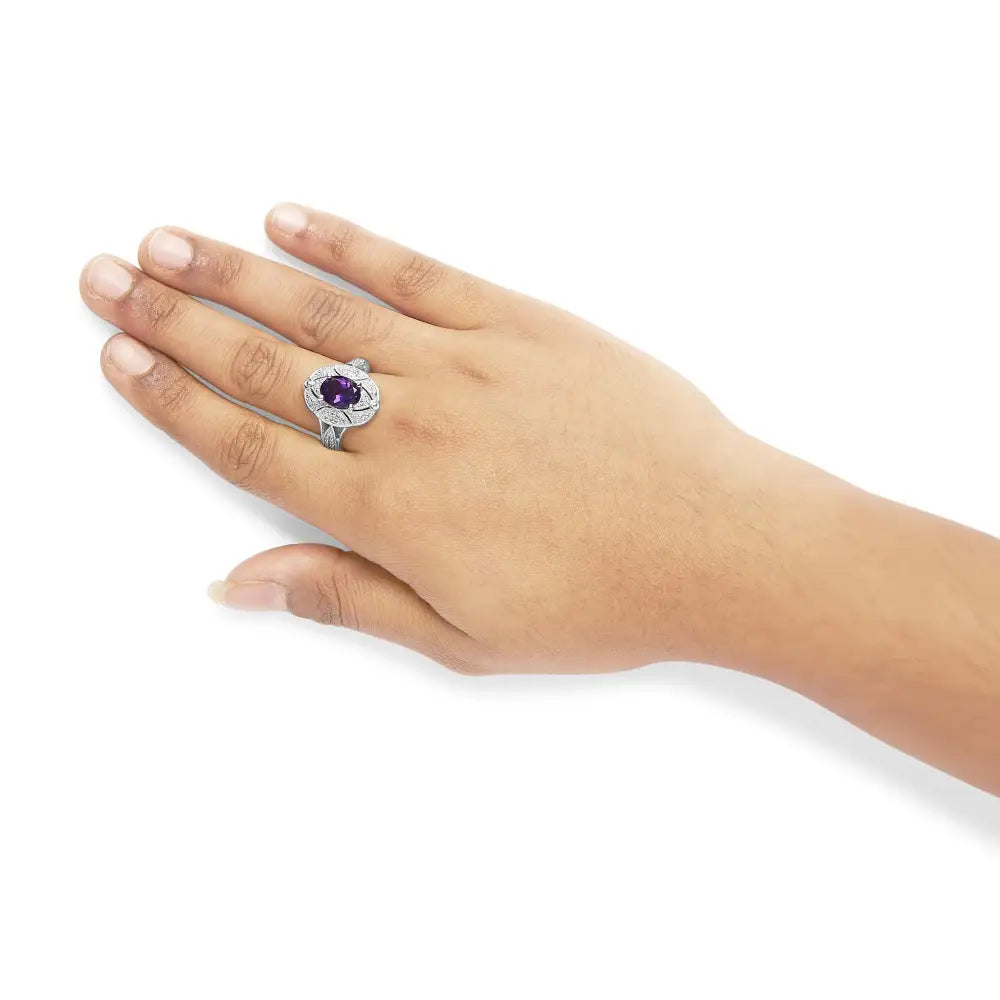 Exquisite Sterling Silver 9x7mm Oval Purple Amethyst Cocktail Ring