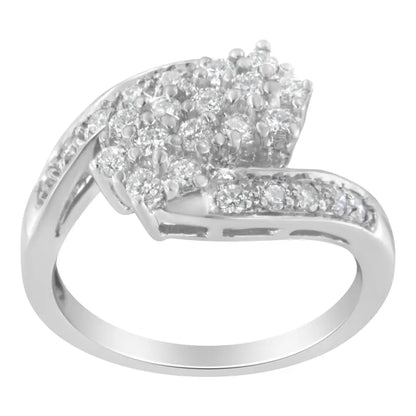 Lustrous 14kt White Gold Diamond Cluster Ring with Brilliant Sparkle - 7