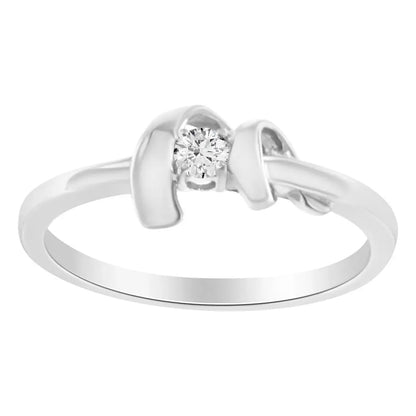 Radiant 10k White Gold Diamond Promise Ring with Exquisite Sparkle