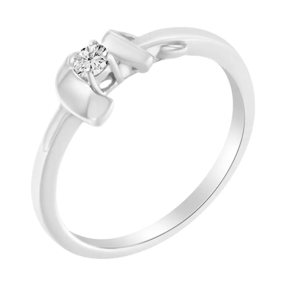 Radiant 10k White Gold Diamond Promise Ring with Exquisite Sparkle