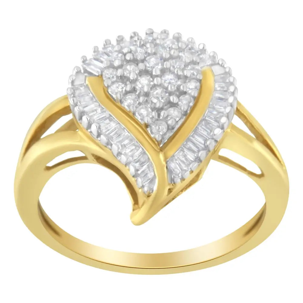 Stunning 10k Yellow Gold Diamond Cluster Ring with Radiant Elegance