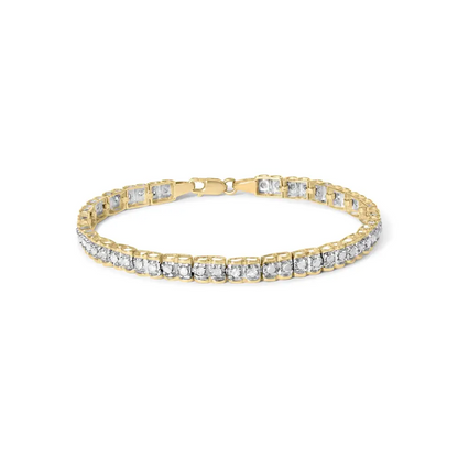 Stunning 10k Yellow Gold Round-cut Diamond Link Bracelet