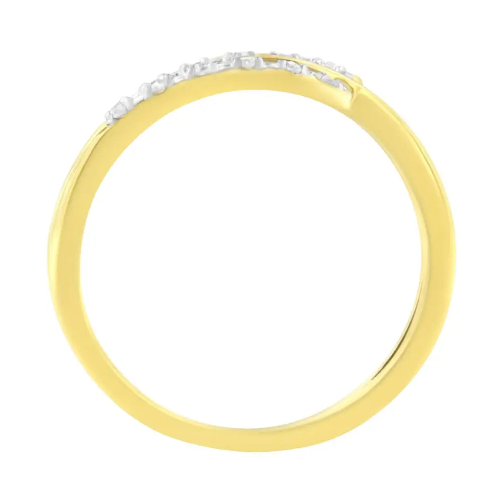 Stunning Yellow Gold Plated Diamond Fashion Ring with Cttw Round-cut Sparkle